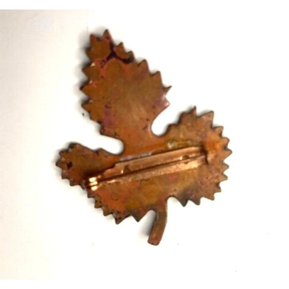 Vintage Maple Leaf Enamel Brooch Abstract Modernist‎ Design 1 1/2 inch